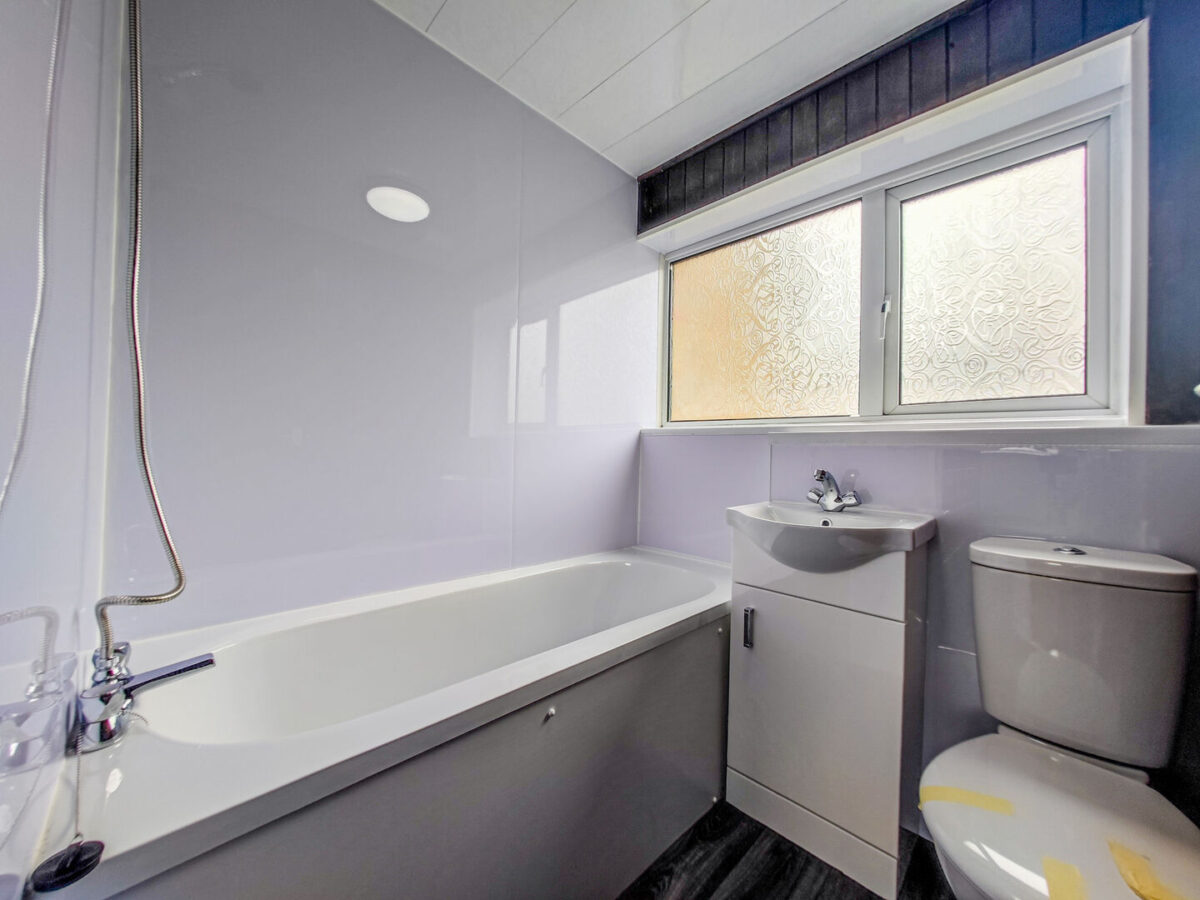 24, Charles Grinling Walk, Woolwich, SE18