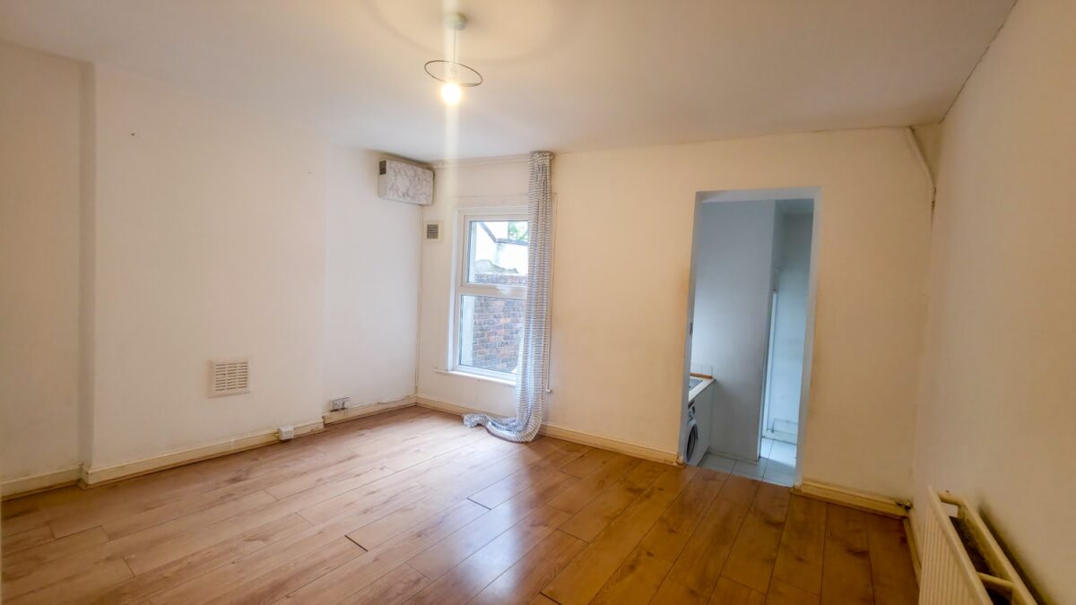 Paget Rise, Plumstead, SE18