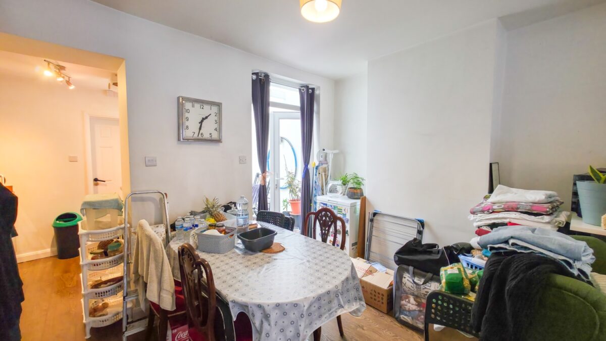 Overton Road, London, SE2