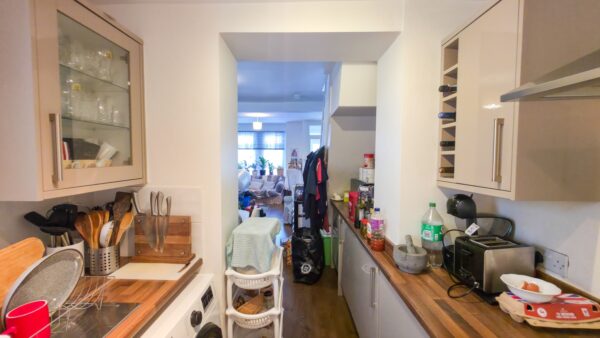 Overton Road, London, SE2