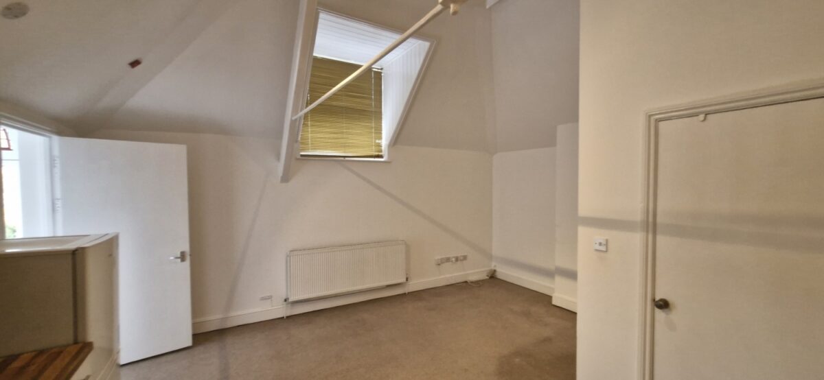 Uplands Close, London, SE18