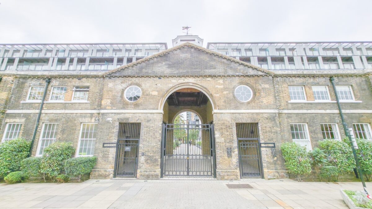 East Carriage House Royal Carriage Mews, London, SE18