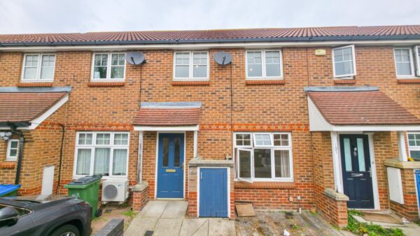 Greenhaven Drive, Central Thamesmead, London, SE28