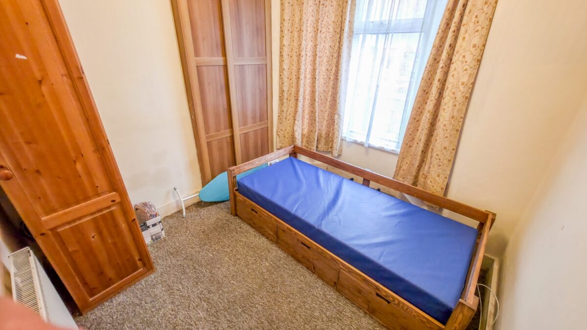 Reidhaven Road, Plumstead, SE18