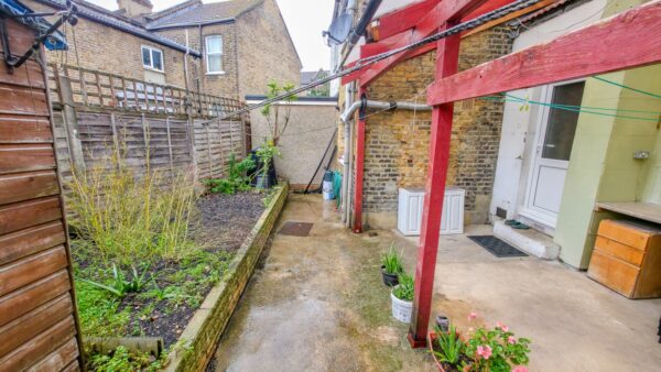 Reidhaven Road, Plumstead, SE18