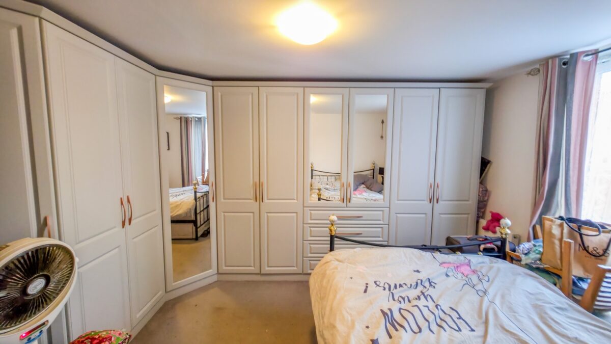 Schoolhouse Yard, Bloomfield Road, Woolwich, London, SE18