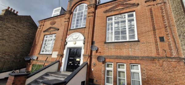 Uplands Close, London, SE18