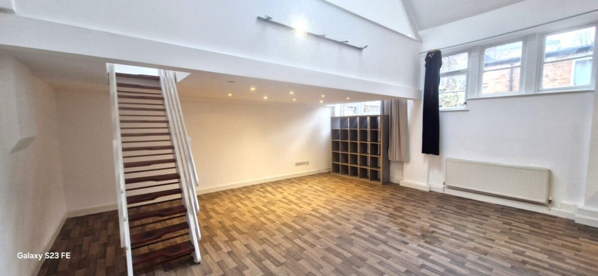 Uplands Close, London, SE18