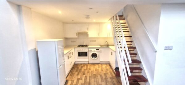 Uplands Close, London, SE18