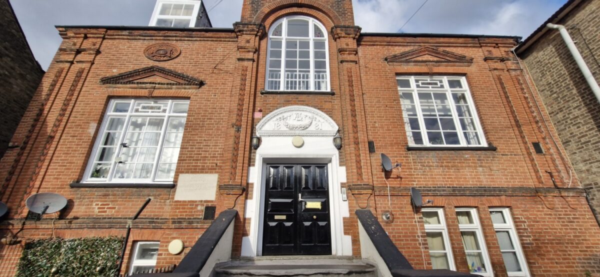 Uplands Close, London, SE18