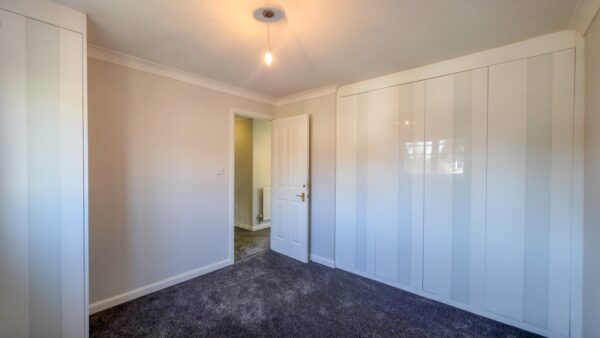 Greenhaven Drive, Thamesmead, SE28