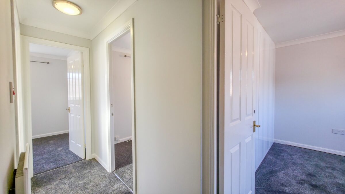 Greenhaven Drive, Thamesmead, SE28