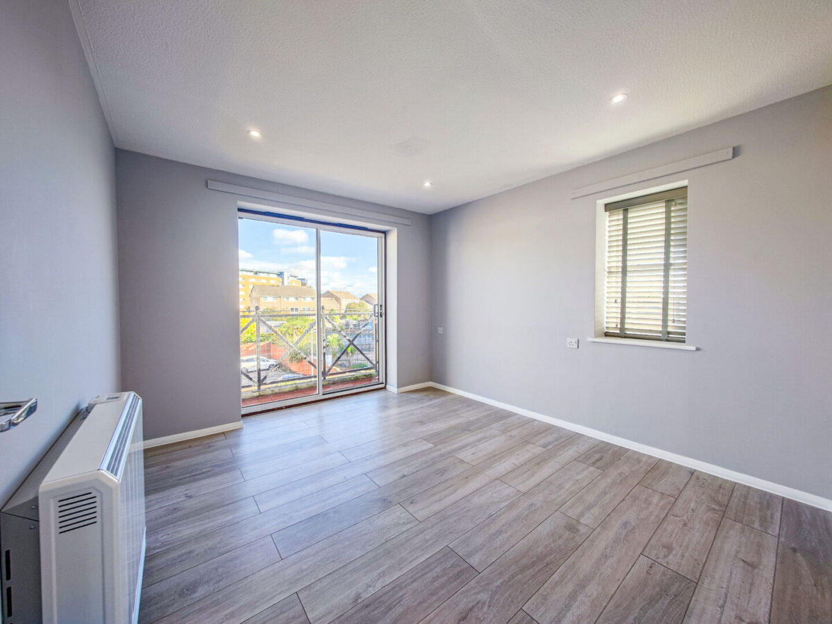 Princess Alice Way, Thamesmead, SE28