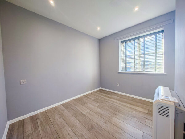 Princess Alice Way, Thamesmead, SE28