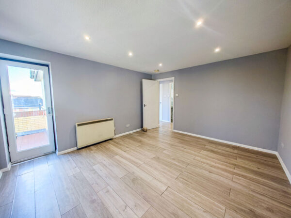 Princess Alice Way, Thamesmead, SE28