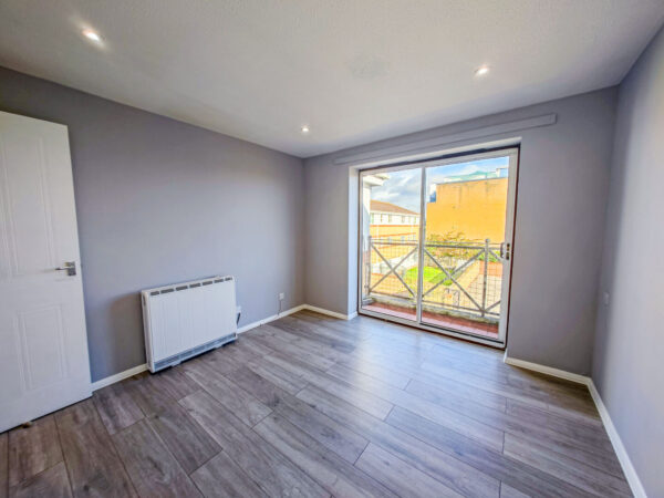 Princess Alice Way, Thamesmead, SE28