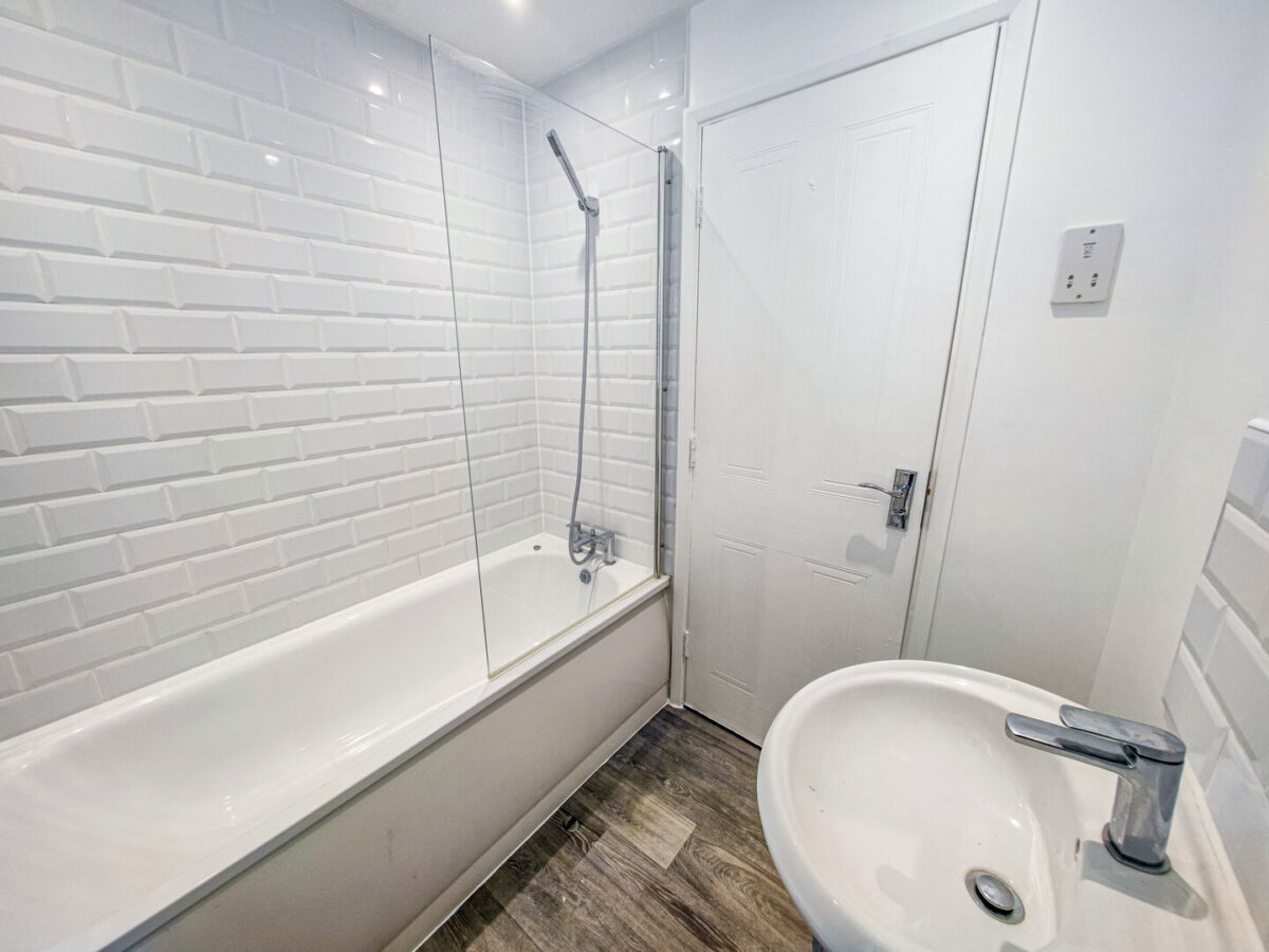 Princess Alice Way, Thamesmead, SE28