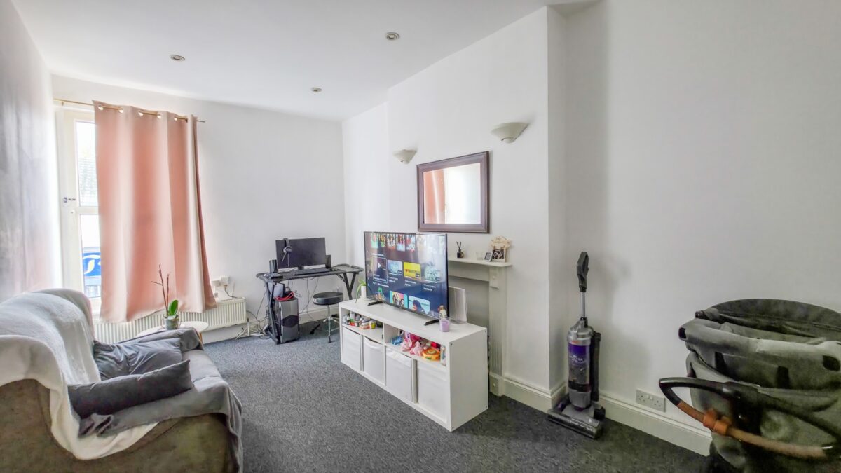 43 Herbert Road, Plumstead, SE18