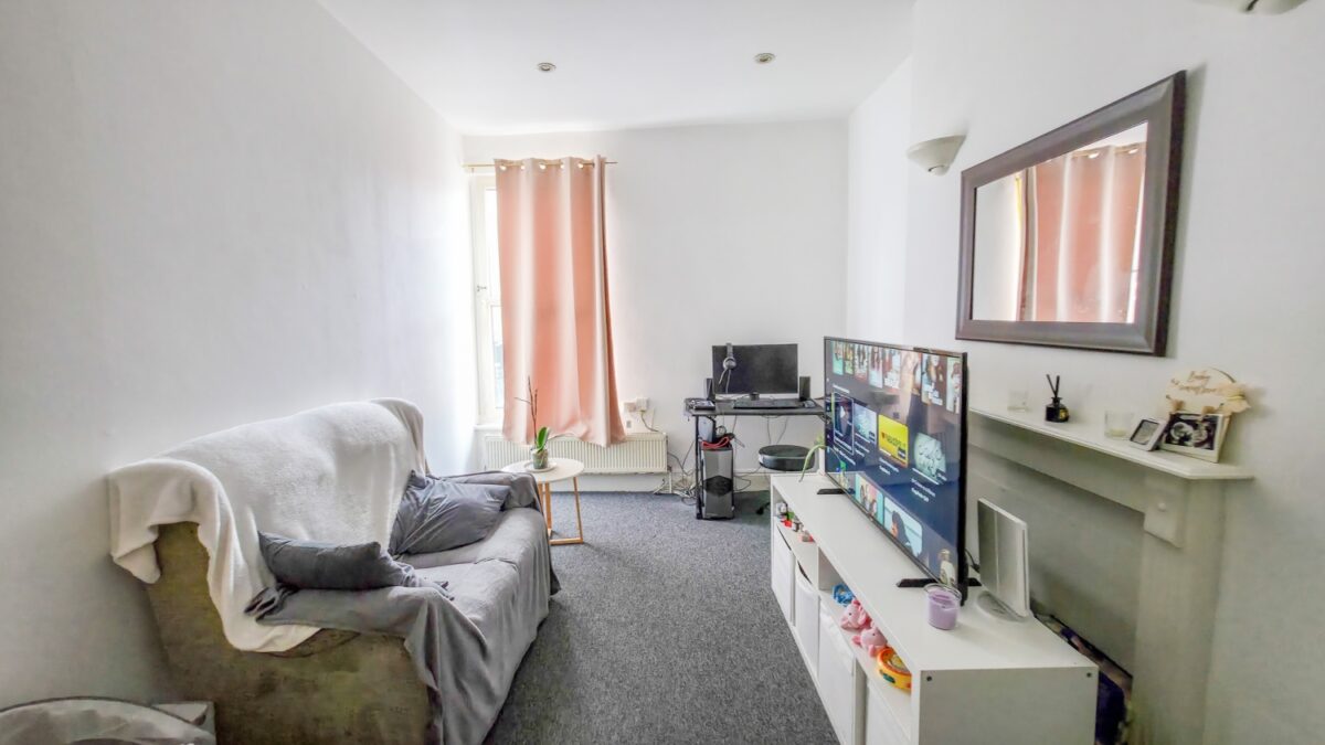 43 Herbert Road, Plumstead, SE18