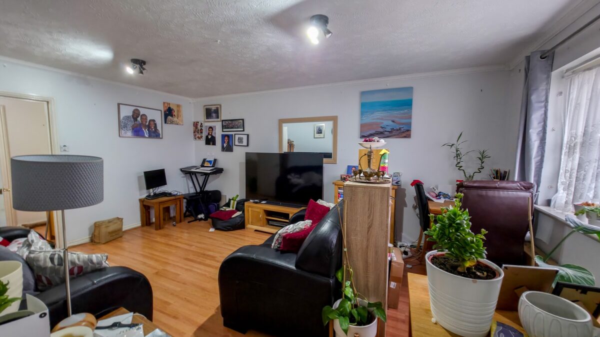 Fairway Drive, North Thamesmead, London, SE28