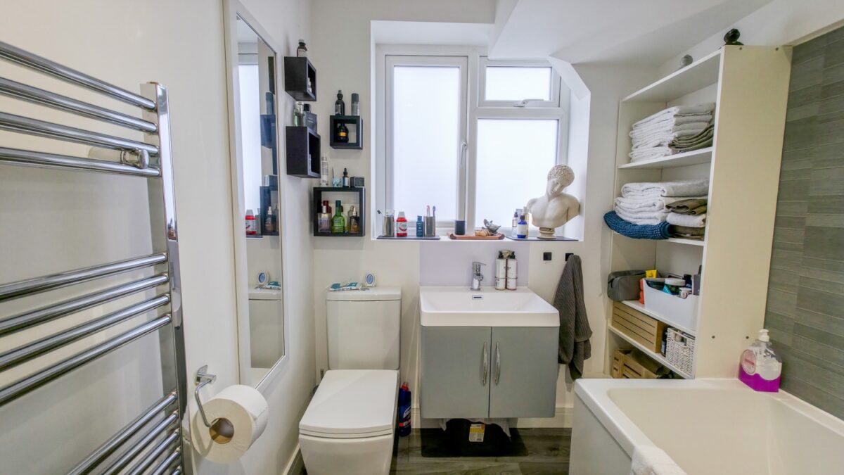 Ankerdine Crescent, Shooters Hill, London, SE18