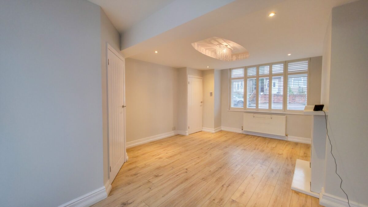 Elstree Gardens, Belvedere, DA17 5DR