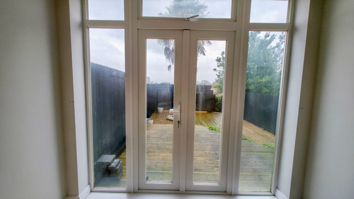 Elstree Gardens, Belvedere, DA17 5DR