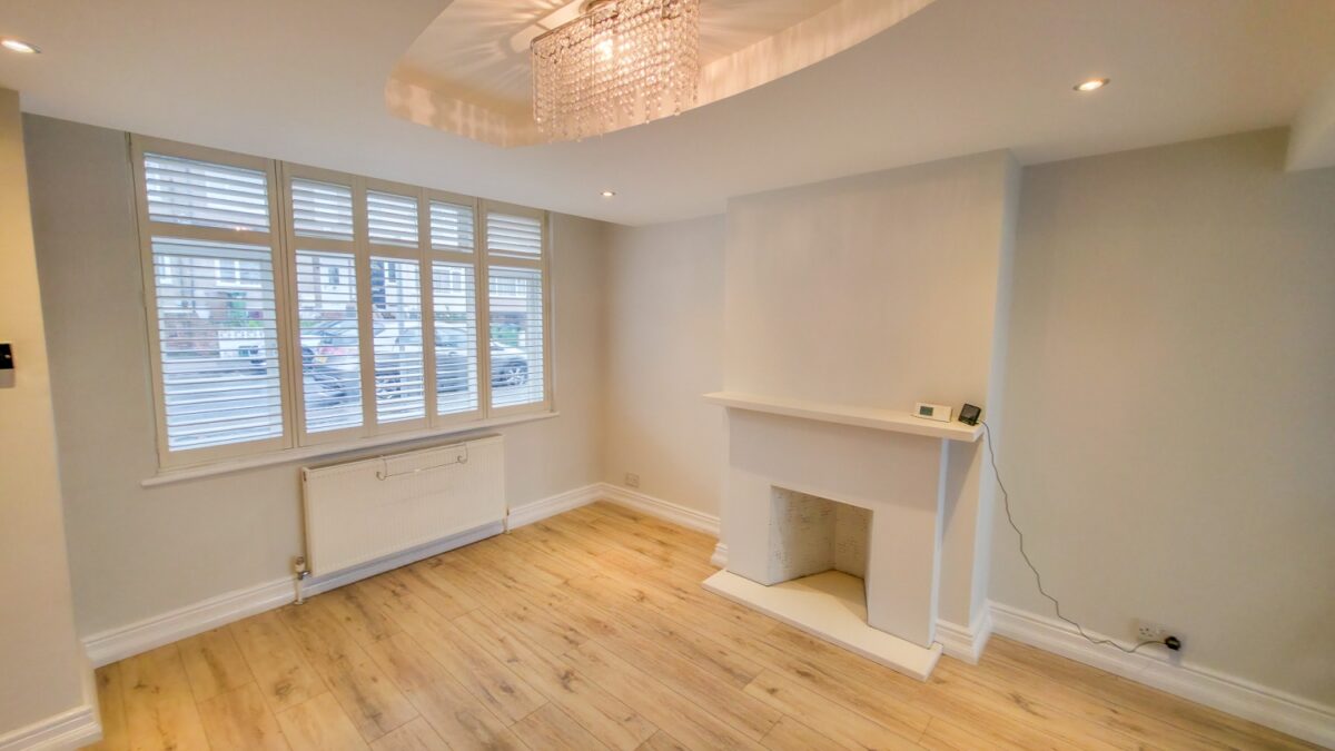 Elstree Gardens, Belvedere, DA17 5DR