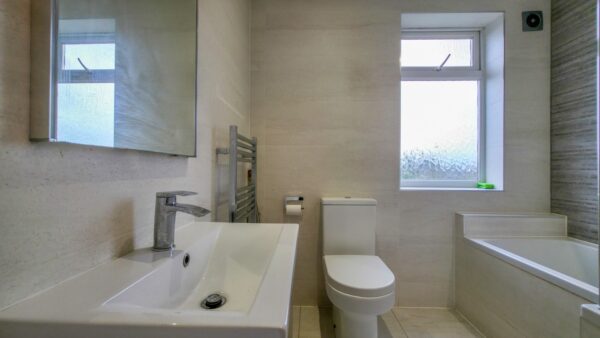 Elstree Gardens, Belvedere, DA17 5DR