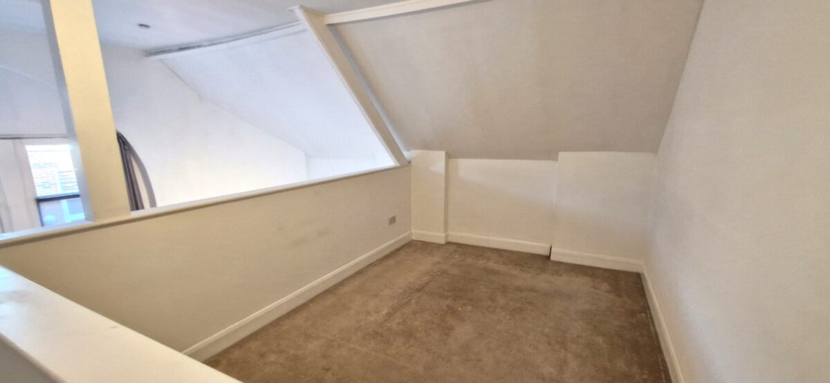 Uplands Close, London, SE18