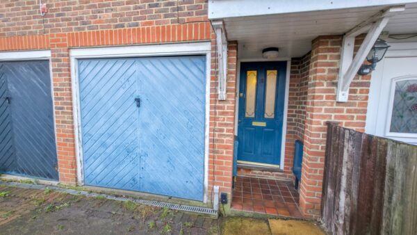 St. Andrews Close, Thamesmead, London, SE28