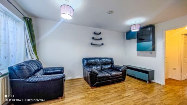 Martins Place, West Thamesmead, SE28 )LG