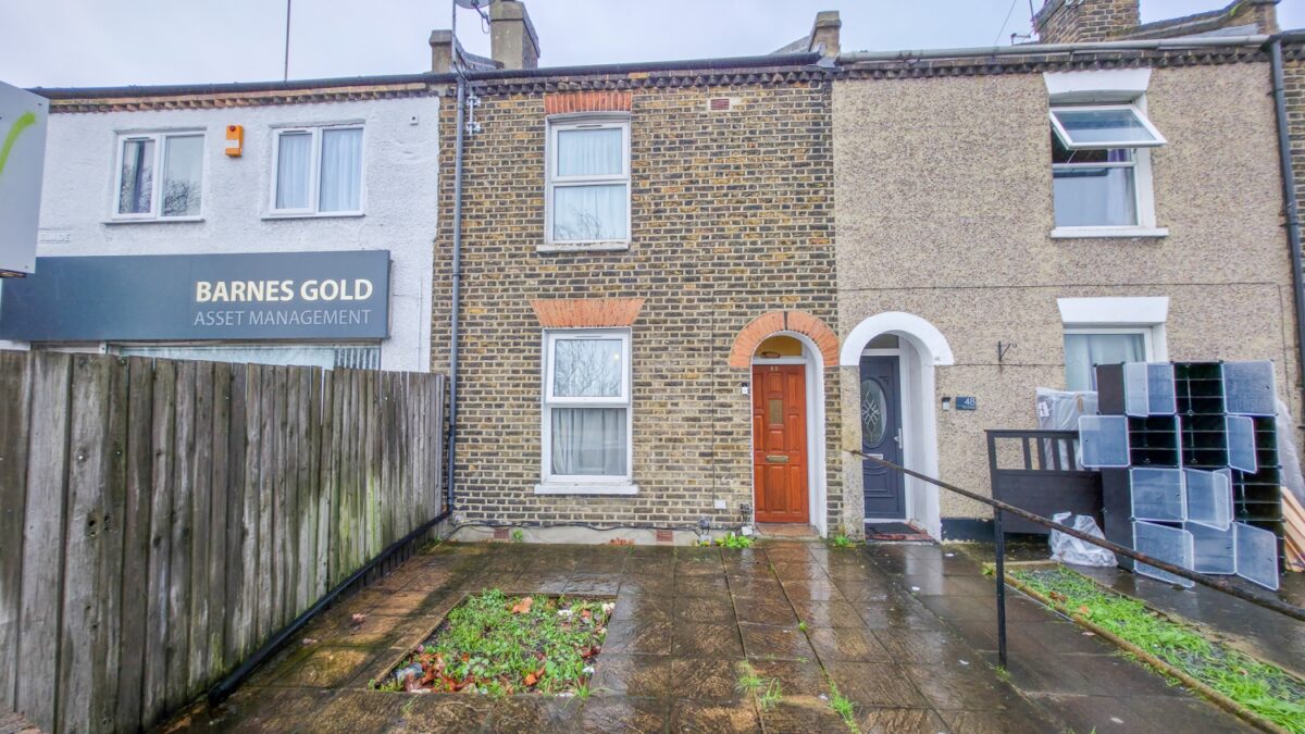 The Slade, Plumstead Common, London, SE18