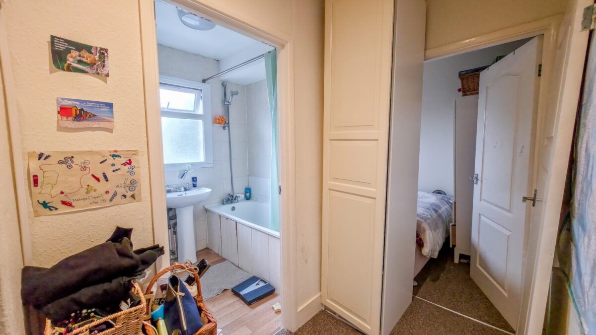 The Slade, Plumstead Common, London, SE18