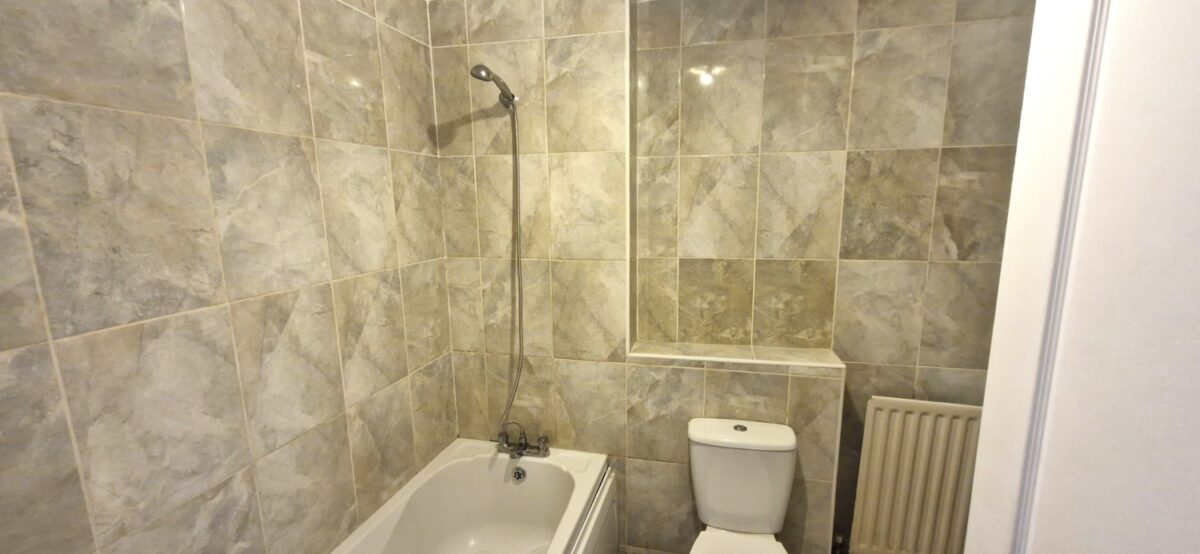 30, Battery Road, London, SE28