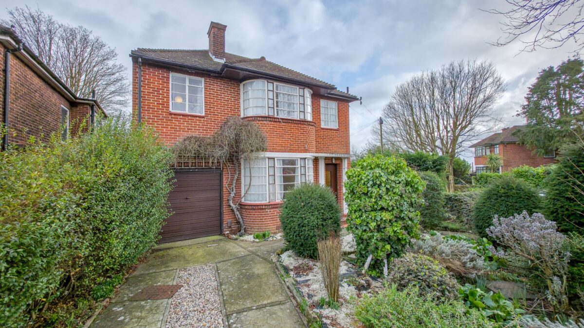 Mereworth Drive, Shooters Hill, London, SE18