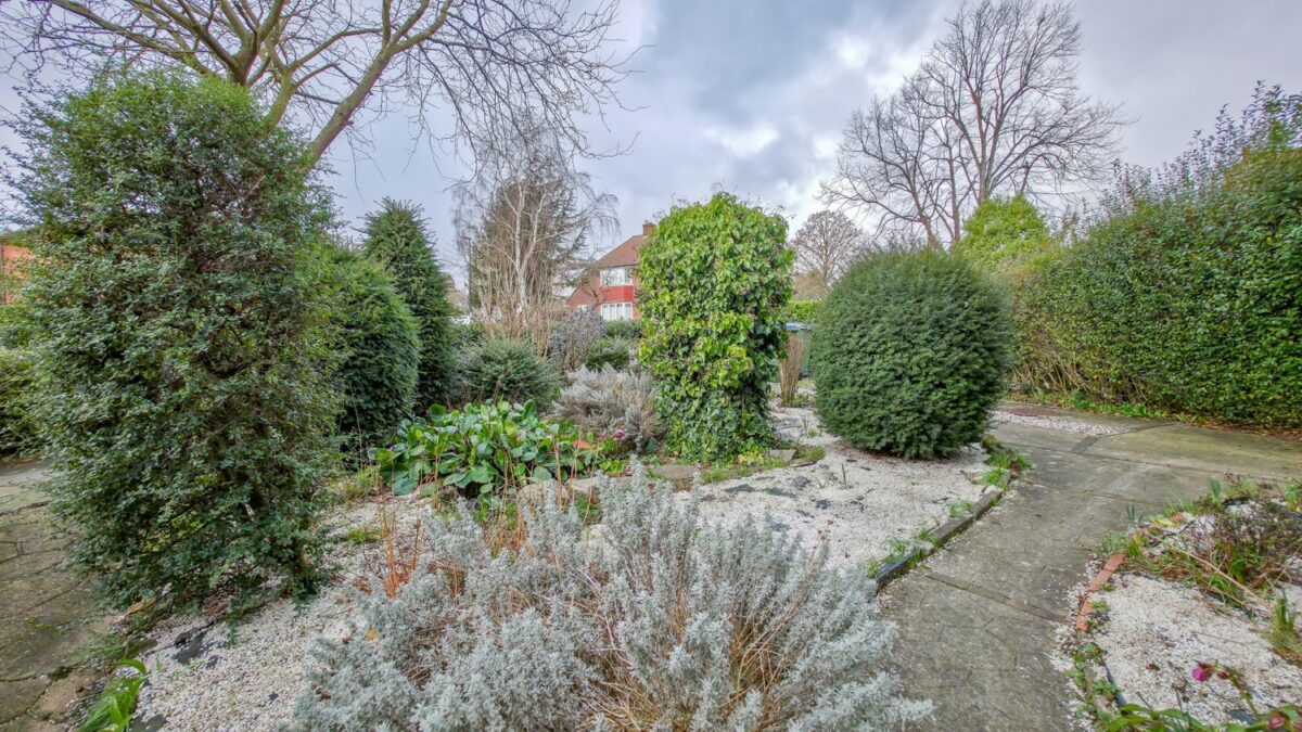 Mereworth Drive, Shooters Hill, London, SE18