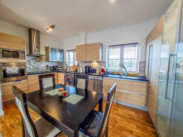 Battery Road, West Thamesmead, SE28