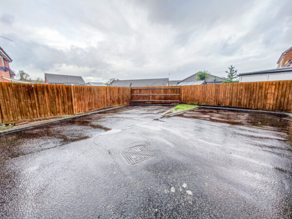 Battery Road, West Thamesmead, SE28