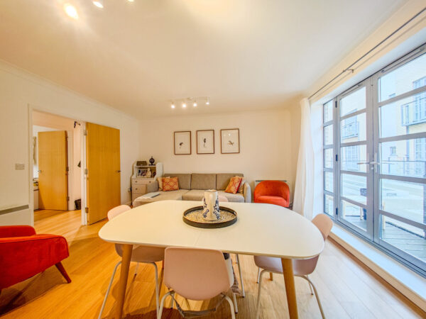 Charlesmere Gardens, West Thamesmead, London, SE28