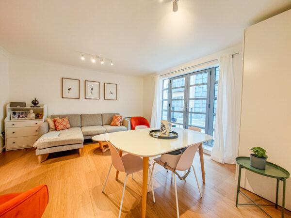 Charlesmere Gardens, West Thamesmead, London, SE28