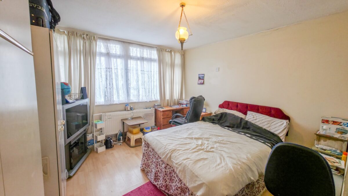 Rowntree Path, Thamesmead, london, SE28