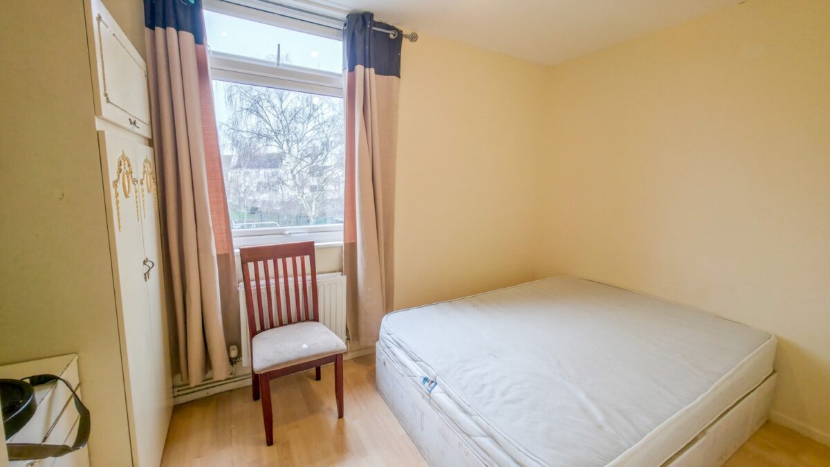 Rowntree Path, Thamesmead, london, SE28