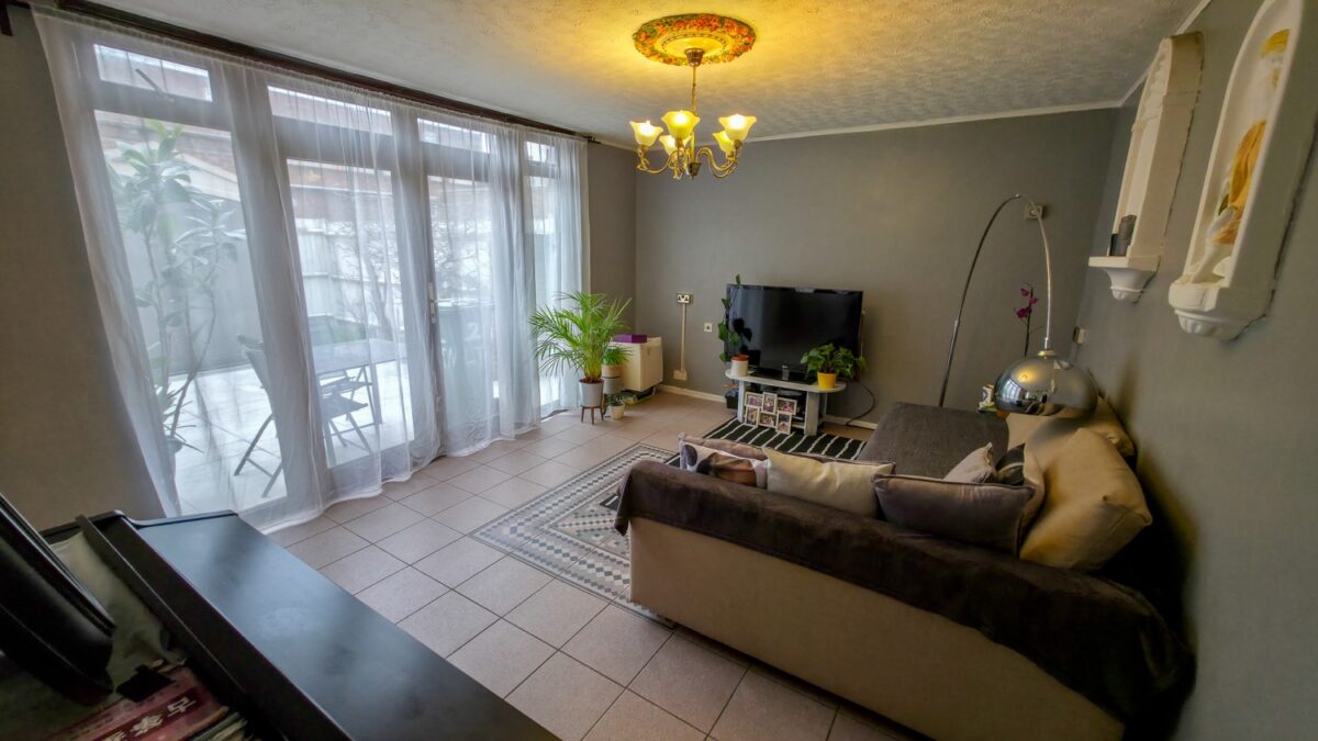 Lytton Strachey Path, Thamesmead, London, SE28