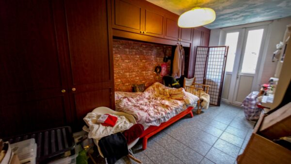 Lytton Strachey Path, Thamesmead, London, SE28