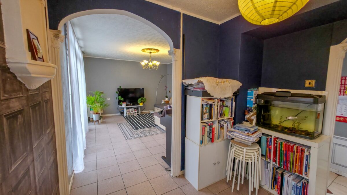 Lytton Strachey Path, Thamesmead, London, SE28