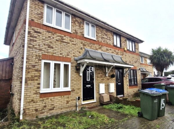 15 Pitfield Crescent, London