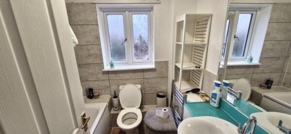 15 Pitfield Crescent, London