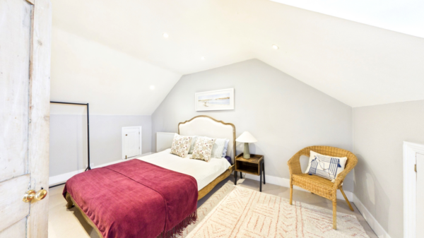 Charlton Church Lane, SE7 7AB