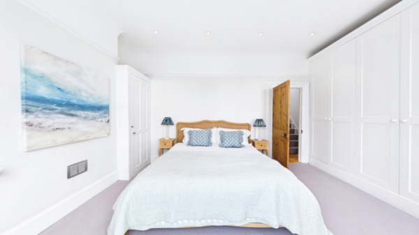 Charlton Church Lane, SE7 7AB